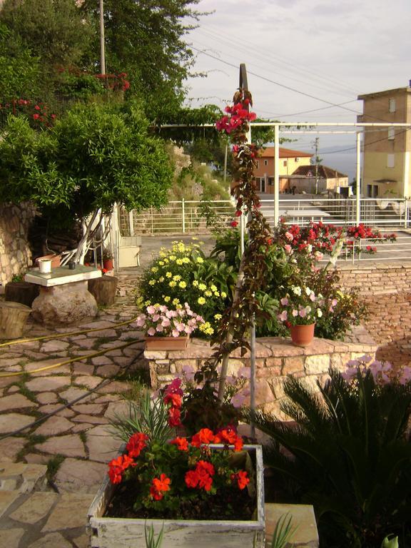 Holiday Home Ali Piqeras Esterno foto