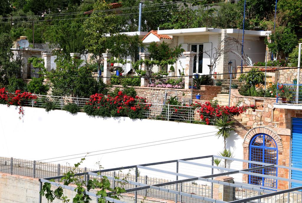 Holiday Home Ali Piqeras Esterno foto