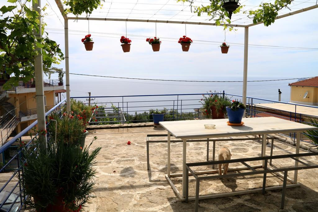 Holiday Home Ali Piqeras Esterno foto