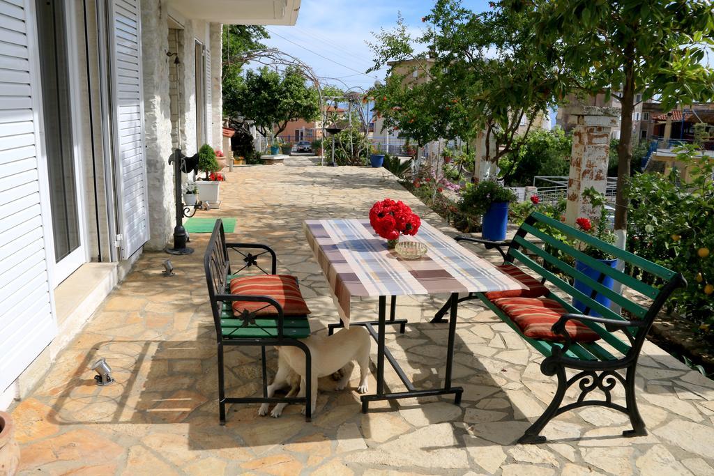 Holiday Home Ali Piqeras Esterno foto