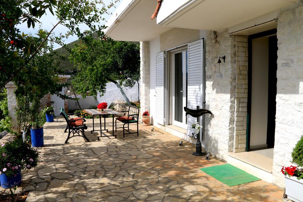 Holiday Home Ali Piqeras Esterno foto